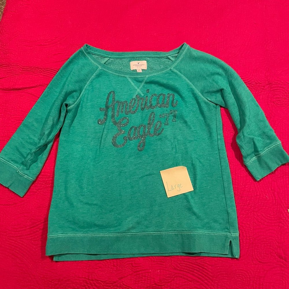 American Eagle 3/4 length sleeve Emerald Green Sweatshirt